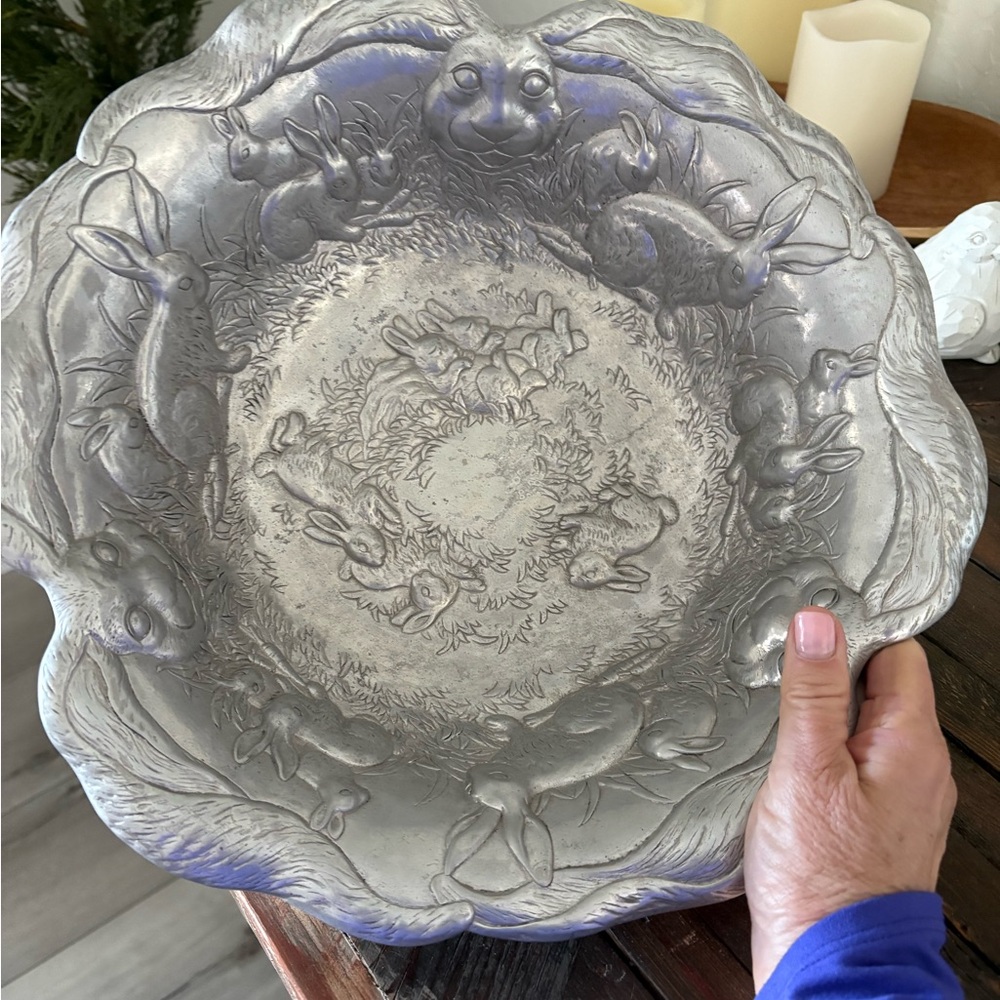 Large Silver Rabbit Embossed Vintage Arthur Court Decorative Bowl